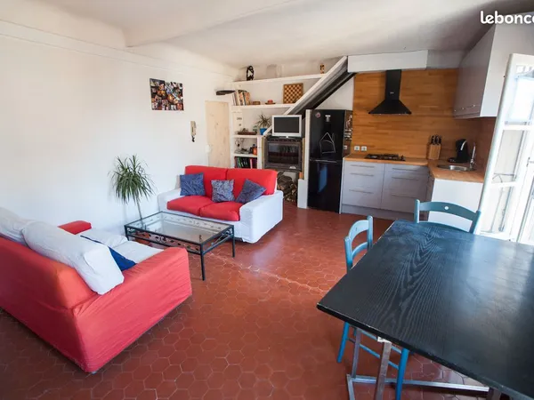 Grand studio Aix Centre