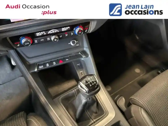 Audi Q3 sportback 35 tfsi 150 ch — photo 13