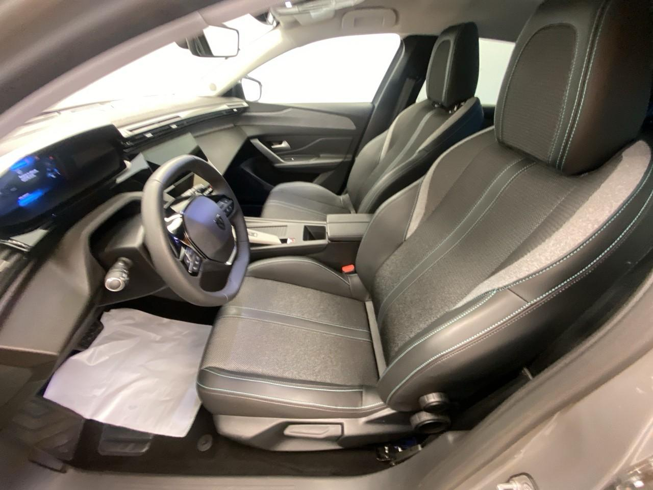 Peugeot 308 hybrid 145 e-dcs6 allure — photo 9