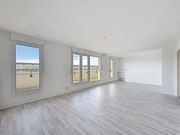 APPARTEMENT T3 REIMS COMÉDIE
