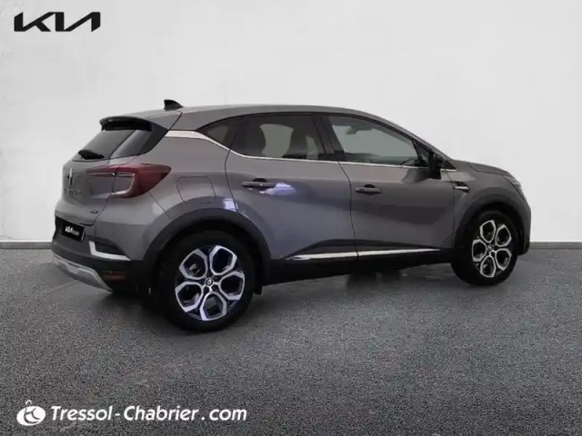 Renault Captur e-tech 145 - 21 intens — photo 28