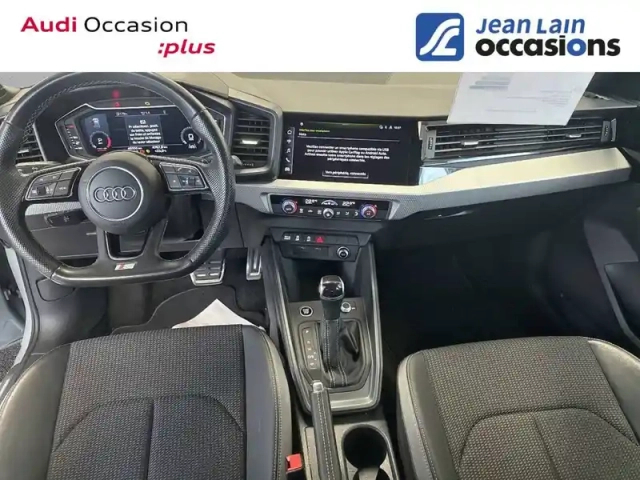 Audi A1 sportback 30 tfsi 110 ch s tronic 7 — photo 18