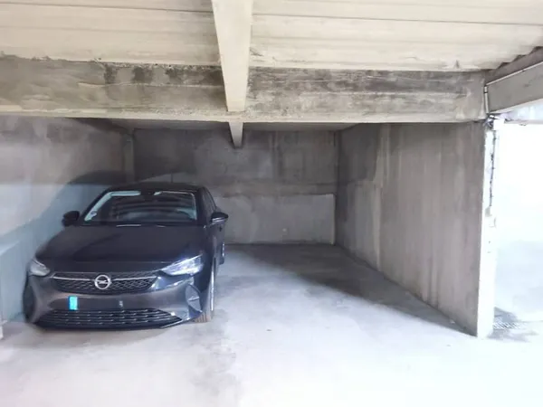 Parking 11 m²