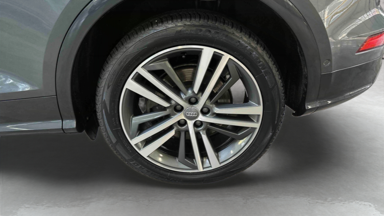 Audi Q5 55 TFSI e 367 S tronic 7 Quattro — photo 19