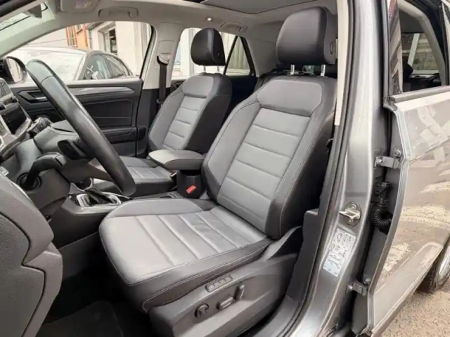 Volkswagen T-Roc 1.5 tsi evo 150ch style exclusive dsg7 — photo 14