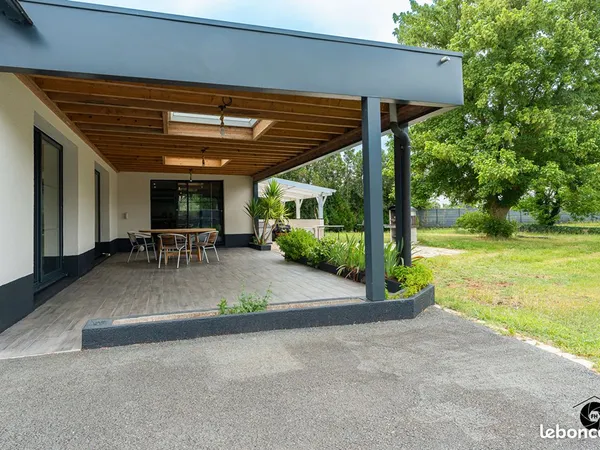 Maison 8 pièces 224 m²
