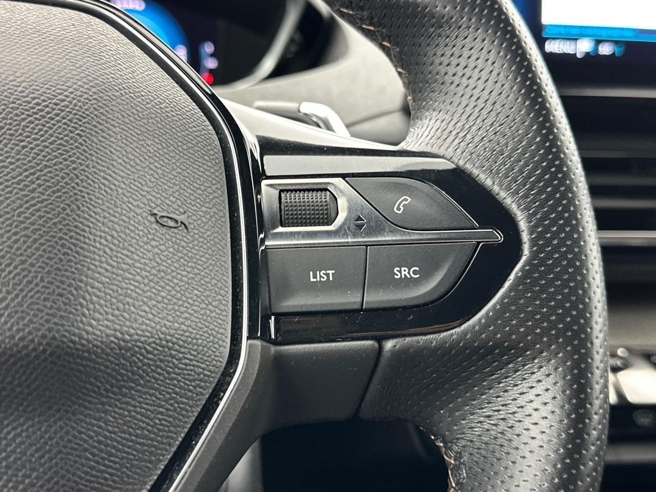 Peugeot 3008 hybrid 225 e-eat8 gt pack — photo 19