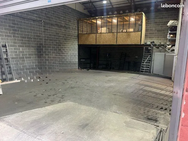 Entrepôt / local d'activité 160 m² à louer - roubaix limite wattrelos