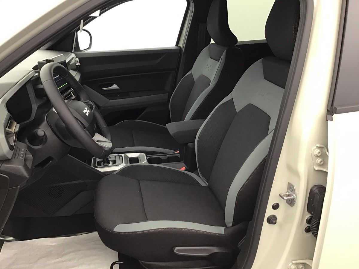 Dacia Duster — photo 28