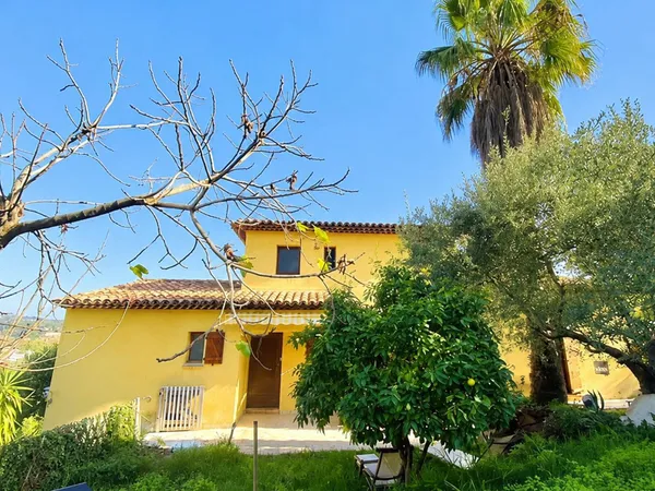 Maison 7 pièces 179 m²
