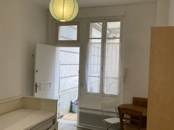 🏠 STUDIO MEUBLÉ 14 m² - PARIS 17e - BATIGNOLLES