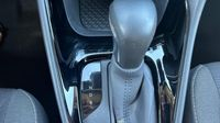 Toyota Yaris 116h Design 5p — photo 17