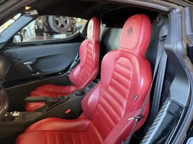 Alfa Romeo 4C 1750 tbi 240ch standard edition tct — photo 9