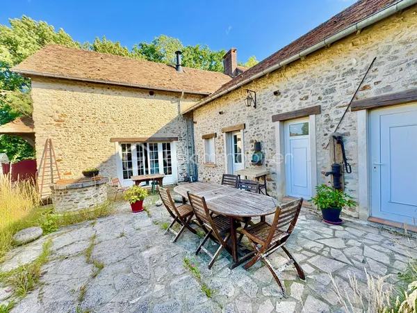 Maison 7 pièces 300 m²