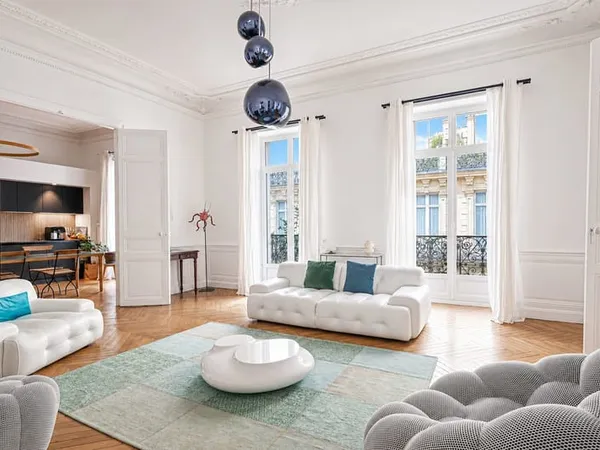 Élégant appartement haussmannien