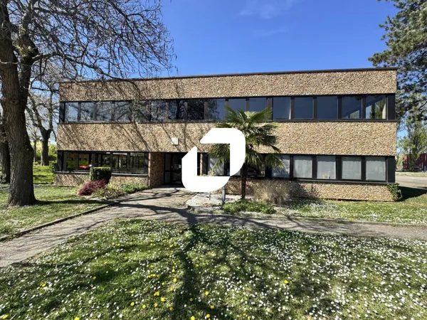 Bureaux 354 m²