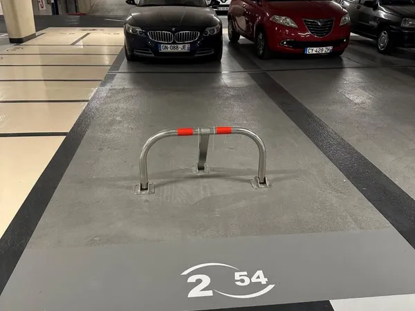 Parking 13 m²