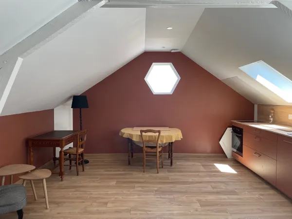 Loue chambre indépendante dans maison familiale pour étudiant à Orléans (45)