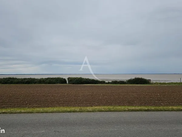 Maison 1 pièce 66 m²