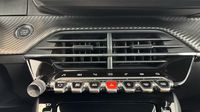 Peugeot 2008 1.2 PureTech 130ch S&S GT Pack EAT8 — photo 19