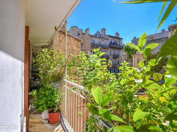 Appartement 4 pièces 103 m²