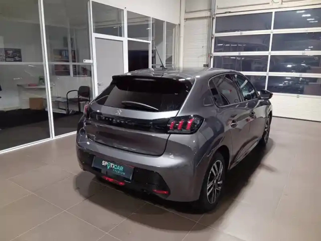 Peugeot 208 puretech 100 s&amp;s bvm6 — photo 8