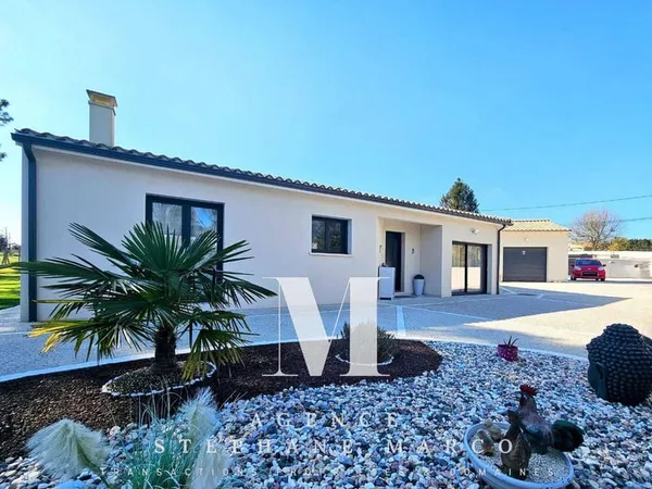 Maison de plain-pied 4 pièces 136 m²