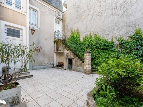 Maison 7 pièces 185 m²