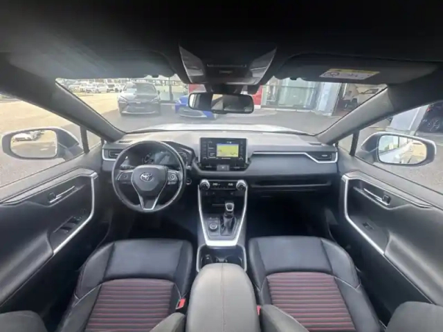 Toyota Rav4 hybride hybrid phev awd design business — photo 11