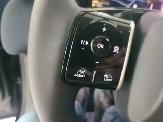Citroën C5 Aircross hybride 145 ch e-dcs6 — photo 20