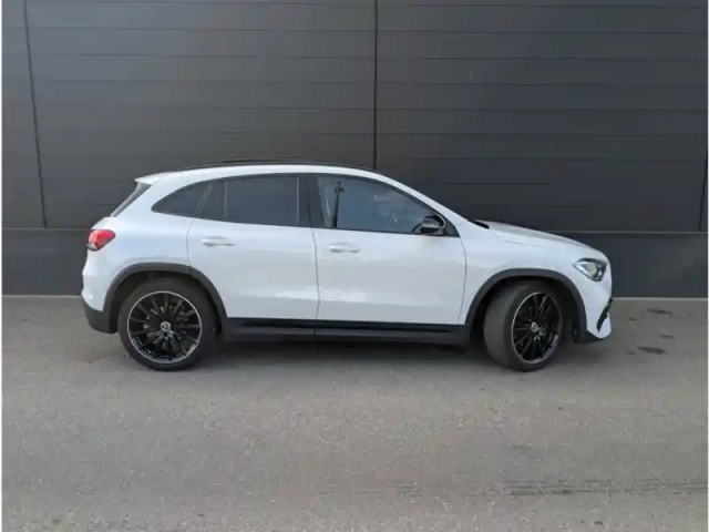 Mercedes Gla 200 — photo 26