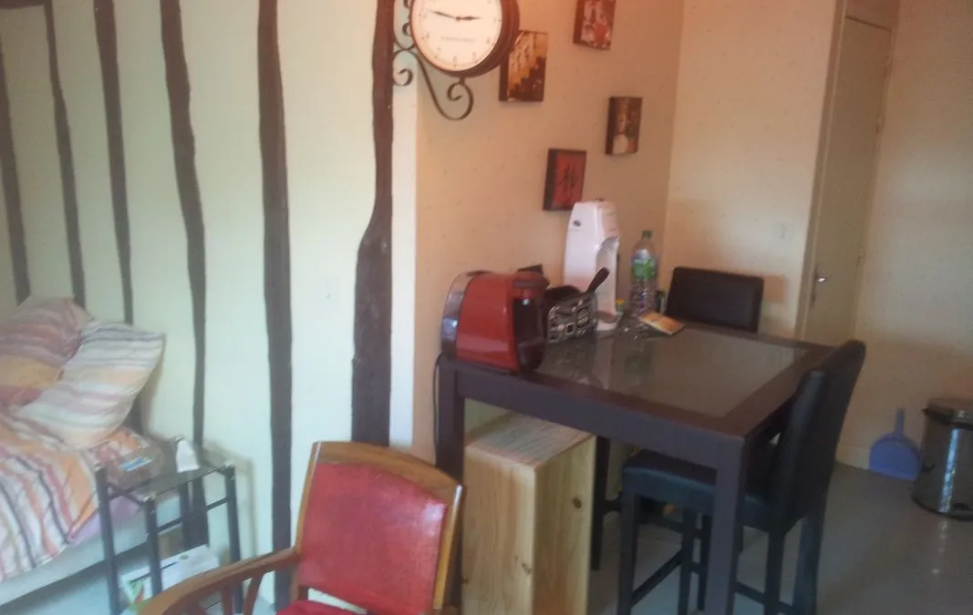 Photo 1