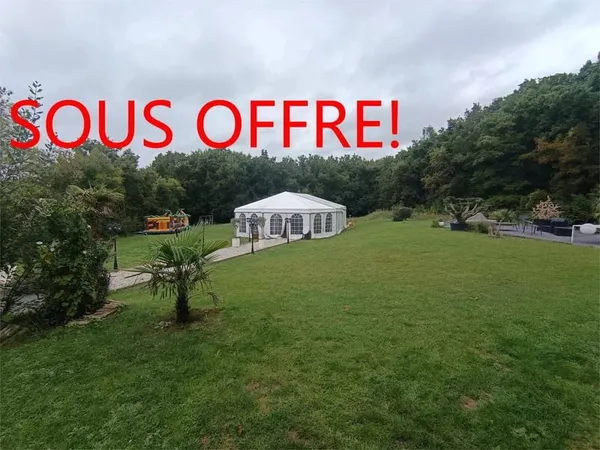 Entrepôt 1000 m²