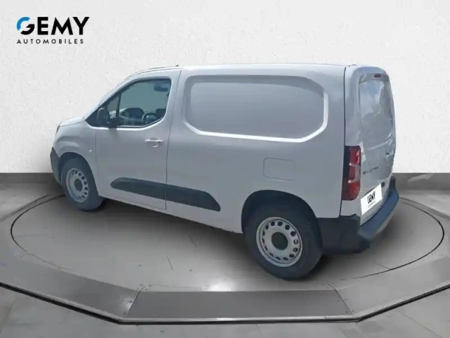 Peugeot Partner e- fourgon m 800 kg 136 ch batterie 54 kwh — photo 43