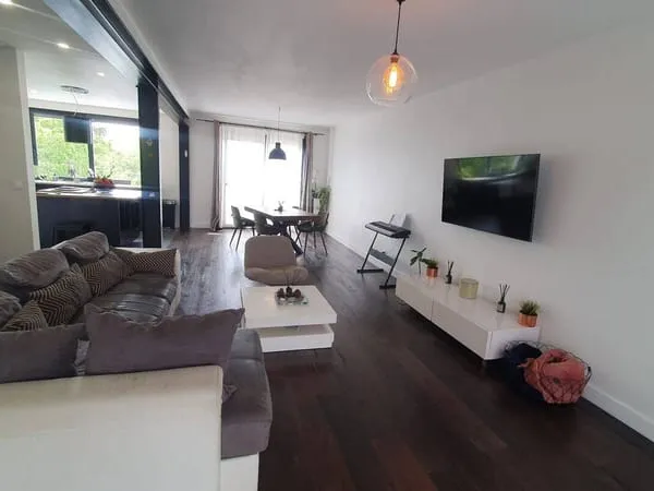 Maison 6 pièces 141 m²