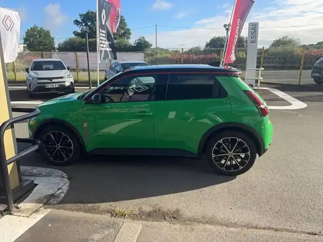 Renault 5 renault  e-tech electrique 10 ch autonomie confort — photo 6