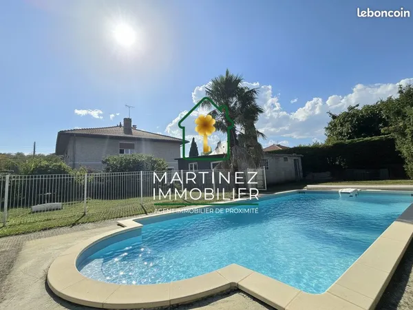 Maison 8 pièces 240 m²