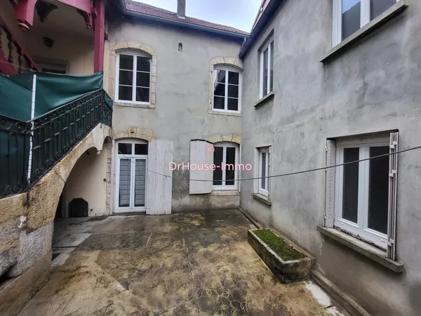 Appartement de type 4 de 90m² avec Terrasse à Gray centre ville