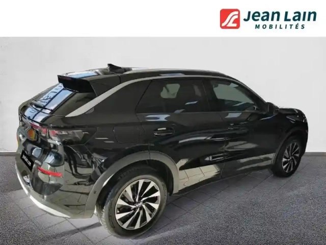 Volkswagen T-Roc 1.5 etsi evo2 hybrid 150 ch dsg7 — photo 5