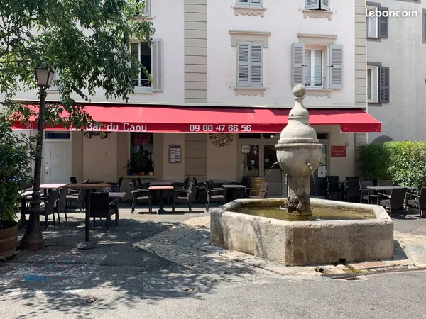 Restaurant-Bar centre village Figanières (83)