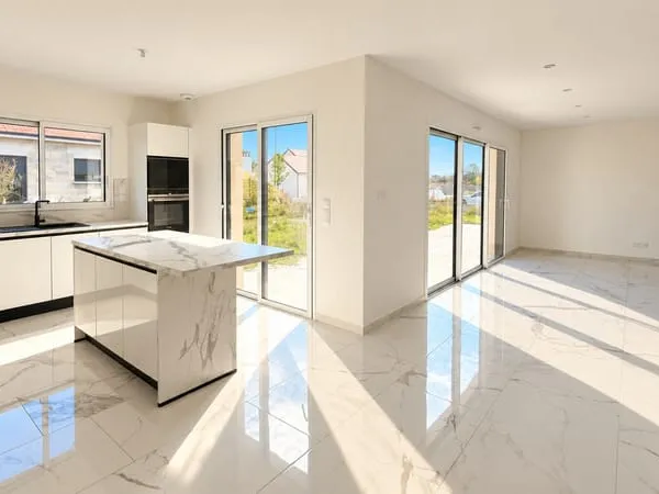MAISON DE PLAIN NEUVE PIED A ROSIERE PRES TROYES