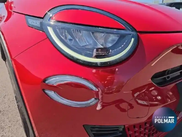 Fiat 600 e 156ch 54kwh red — photo 31