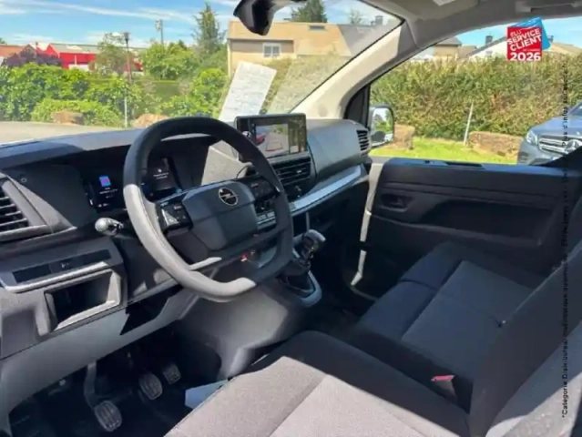 Opel Vivaro fg m 2.0 bluehdi 145ch — photo 15