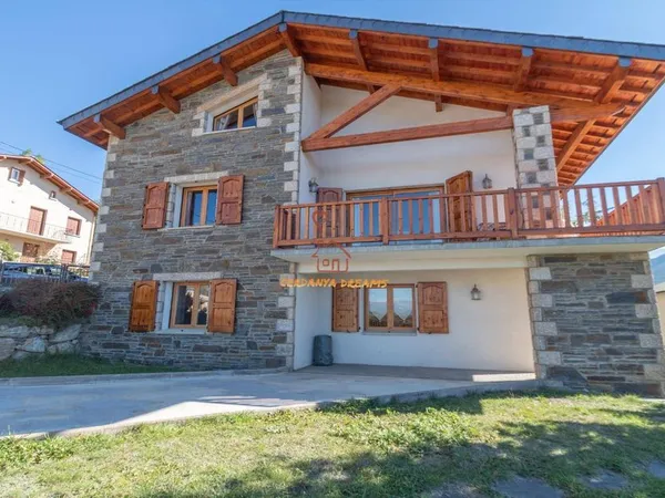 Maison individuelle 6 pièces 280 m²