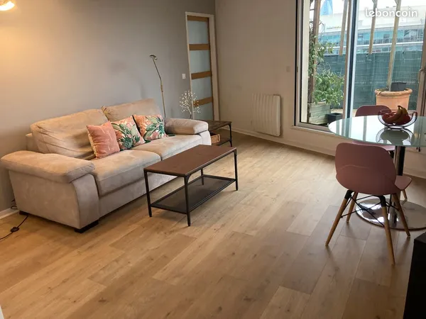 Appartement Meublé SURESNES