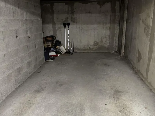 Parking 17 m²