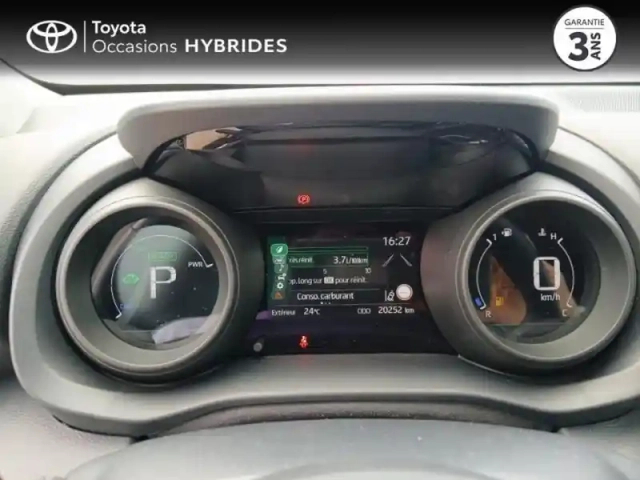 Toyota Yaris 116h design 5p my22 — photo 29