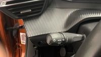 Peugeot 2008 1.2 PureTech 130ch S&S Allure — photo 23