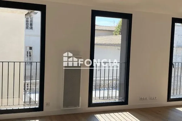 Studio 1 pièce 28 m²