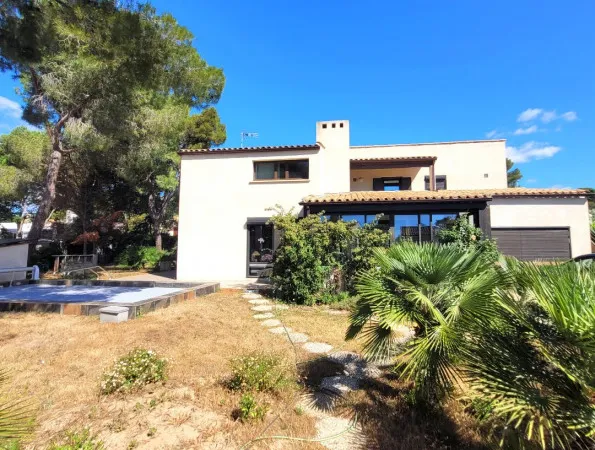 Villa 6 pièces 184 m²